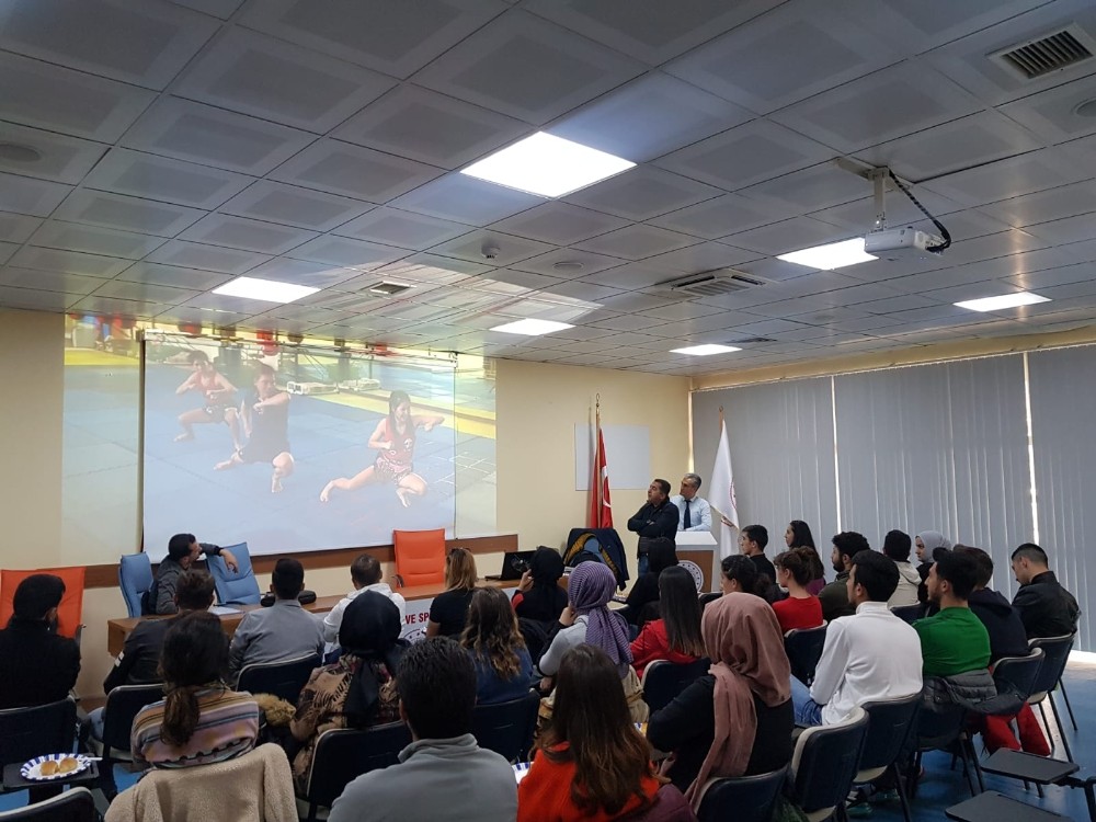 Kayseride Muaythai Hakem Kursu yapıldı 