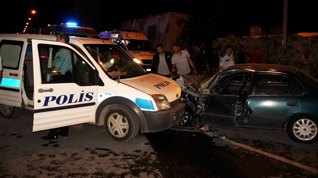 Kayseri'de polis aracı kaza yaptı: 3 yaralı