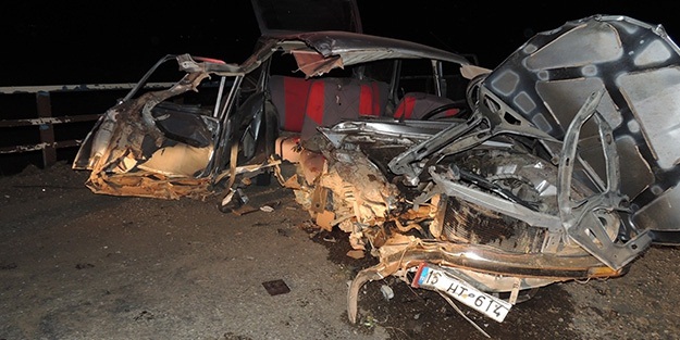 Kayseri'de tramvay ile otomobil çarpıştı