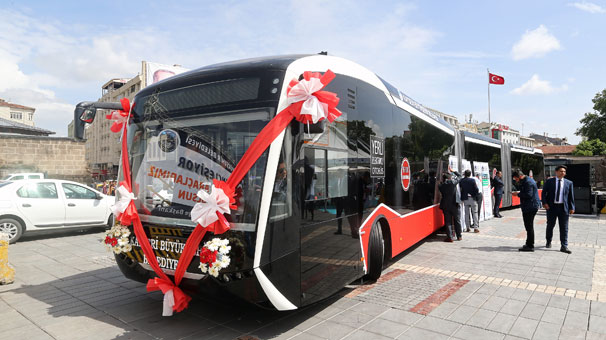 Kayseri'de ulaşıma yerli elektrikli araçlar