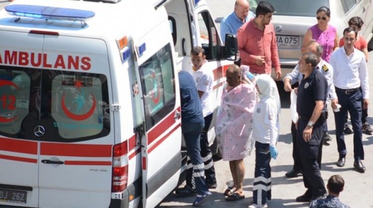 Kayseri'de üzerine benzin döküp, kendini yaktı