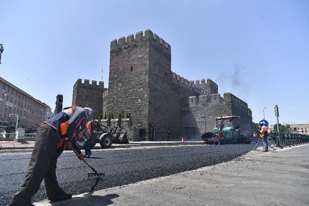Kayseri’de yollar yenileniyor 