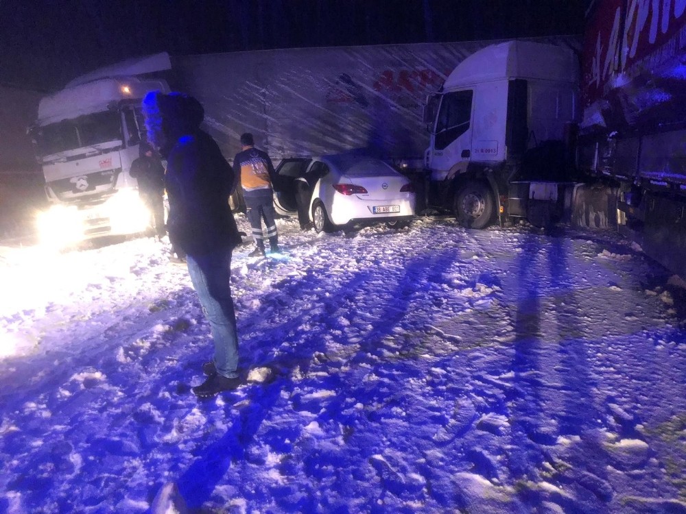 Kayseri’de zincirleme kaza: 1 yaralı 