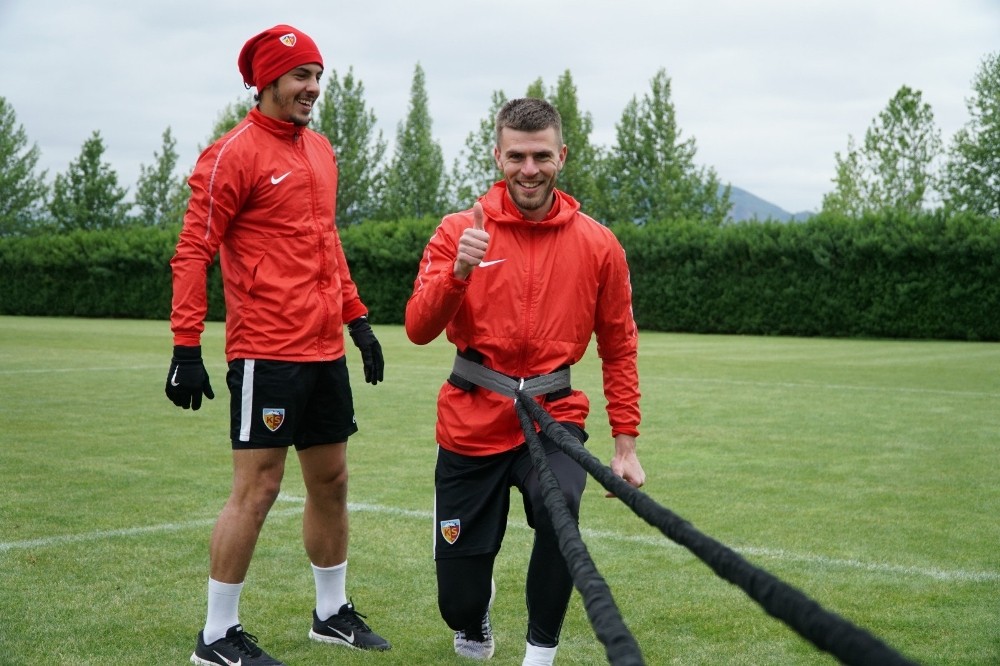 Kayserispor, hazırlıklarına devam ediyor 