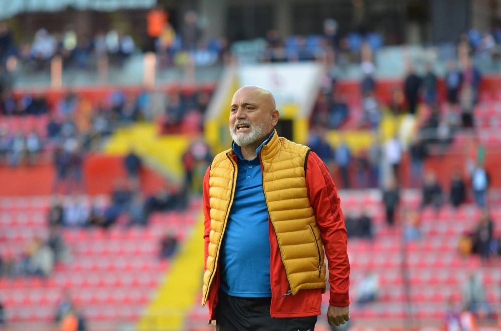 Kayserispor Karaman ile anlaştı 