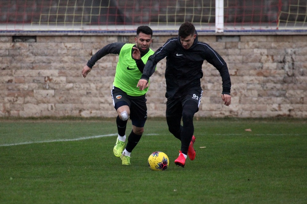 Kayserispor’da 12 futbolcunun sözleşmesi bitiyor 
