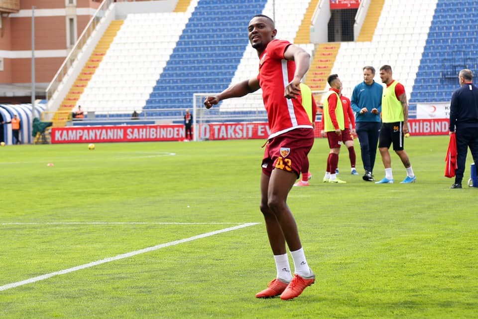 Kayserispor’da asistler Bernard Mensah’tan 