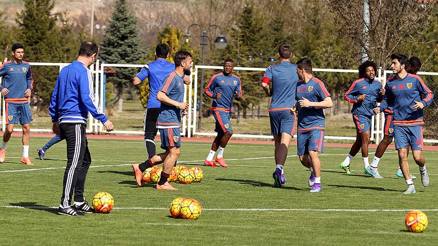 Kayserispor'da Fenerbahçe maçı hazırlıkları sürdü