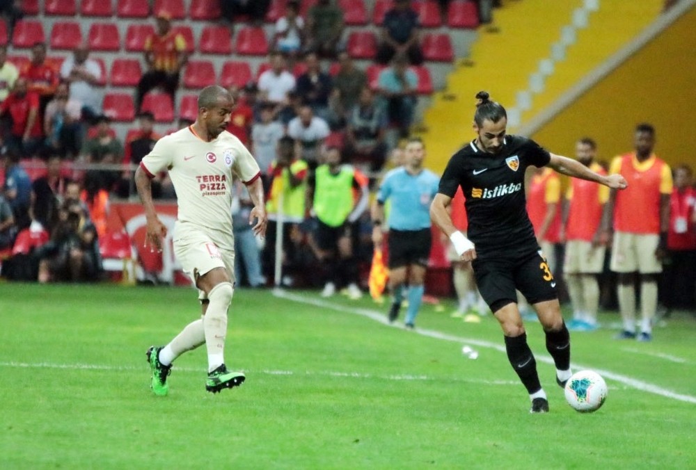 Kayserispor’da Yasir sakatlandı 