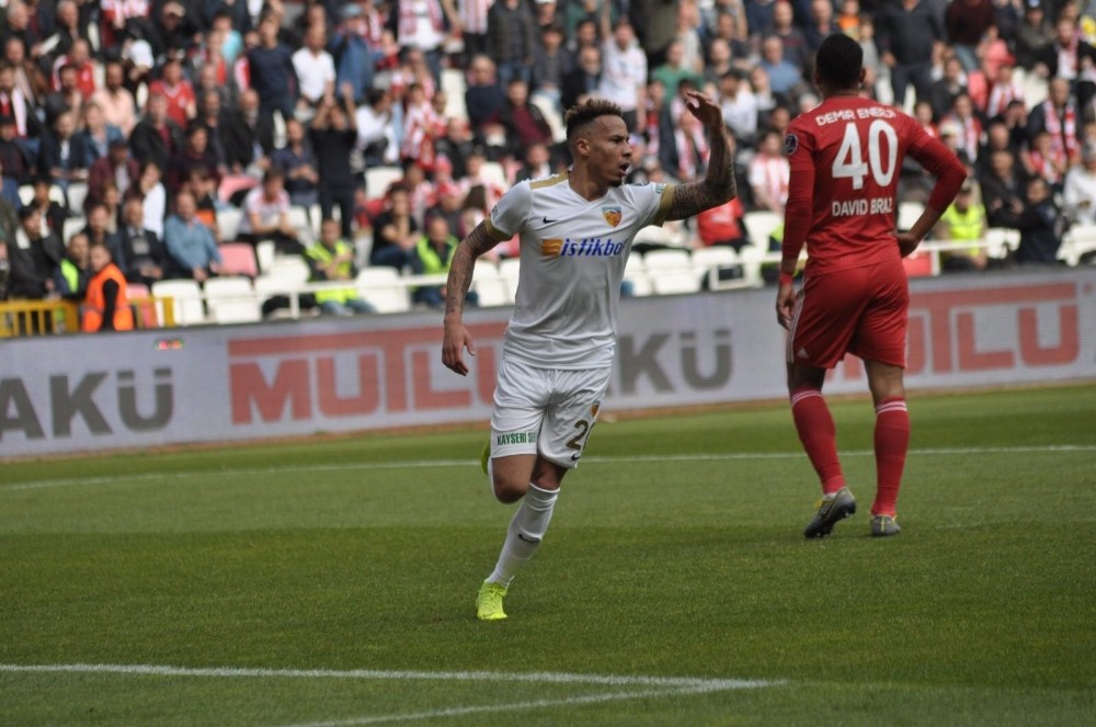 Kayserispor’un en golcüsü Chery oldu 