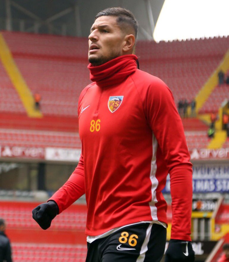 Kayserispor’un stoperi Diego Angelo: 