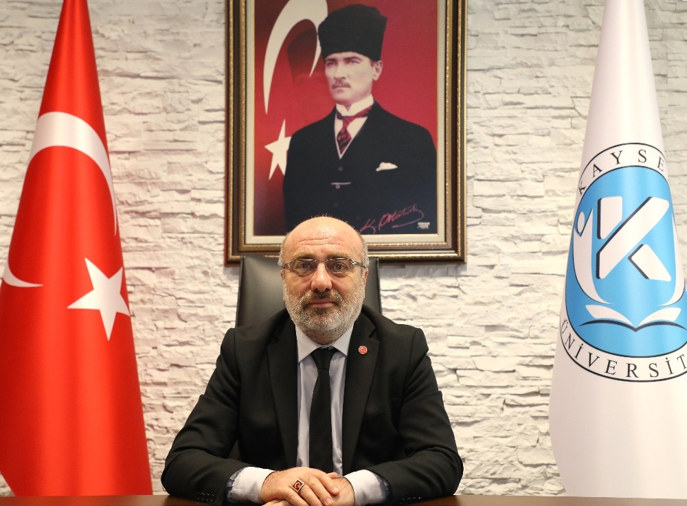 KAYÜ Rektörü Karamustafa’dan Miraç Kandili Mesajı 