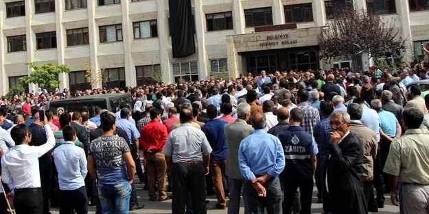 Kayyım atanan belediyeden işçilere müjde