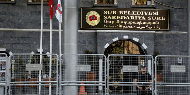 Kayyıma karşı ‘paralel’ belediye