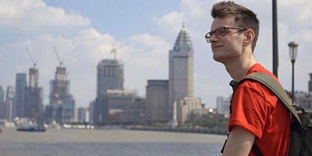 Kaza geçirdi İngilizceyi unuttu Çince konuştu