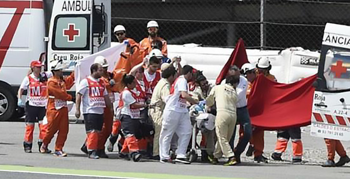 Kaza geçiren yarışçı hayatını kaybetti