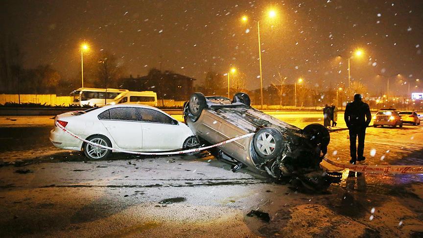 Kaza için uyarırken kendisi kurban oldu