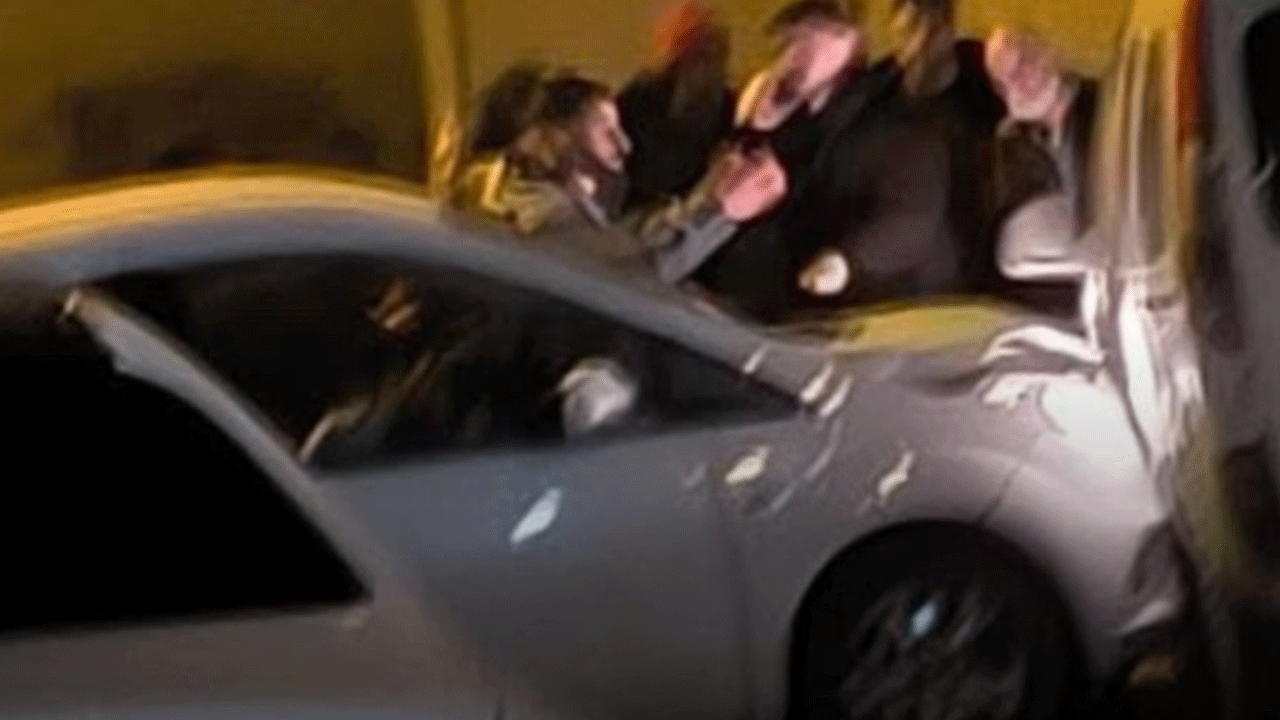 Kaza sonrası büyük kavga! Polis zor ayırdı!