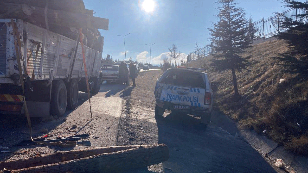 Kaza sonrası ortalık savaş alanına döndü