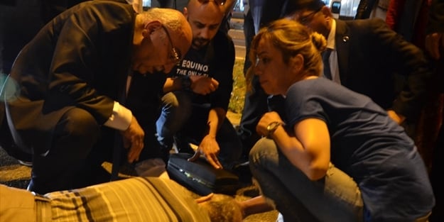 Kaza sonrası yaralıya ilk müdahale vekil adayından