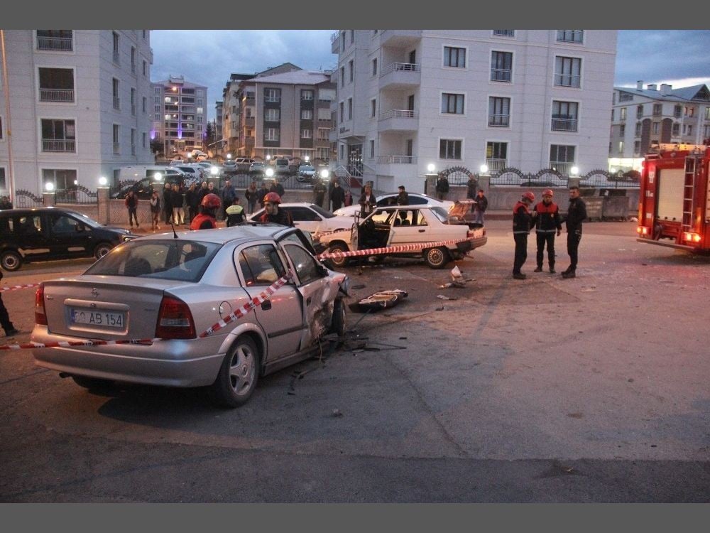 Kaza sonrasını sosyal medyadan canlı yayınladı