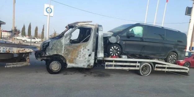 Kaza yapan Destici'nin aracını taşıyan çekici cayır cayır yandı!