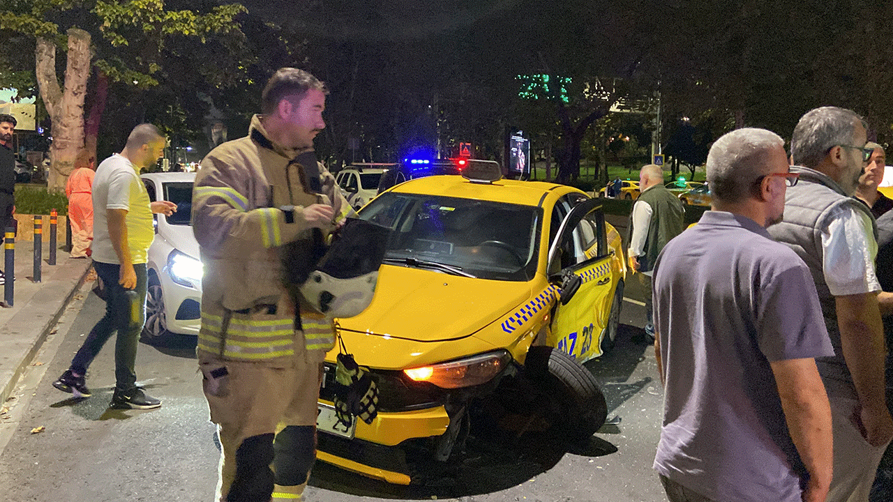 Kaza yetmedi kavgaya tutuştular