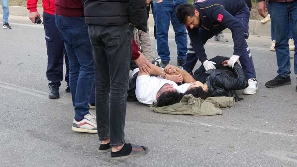 Kazada Arabaları Takla Attı! Yürek Burkan An: Yaralılar El Ele Umutla Bekledi