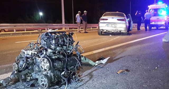 Kazada motor yerinden fırladı!