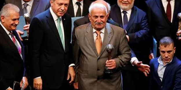 Kazada ölen Rizeli türkücü toprağa verildi