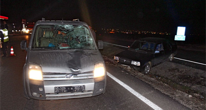 Kazada yaralandı, karşıya geçmeye çalışırken başka araç çarptı!