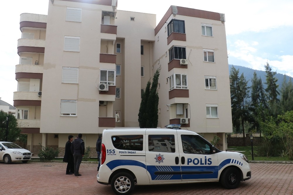 Kazak gazetecinin Antalya’da şüpheli ölümü 