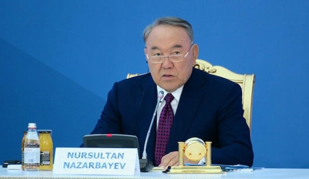 Kazak lider Nursultan Nazarbayev'den 'yeni Kanal' önerisi