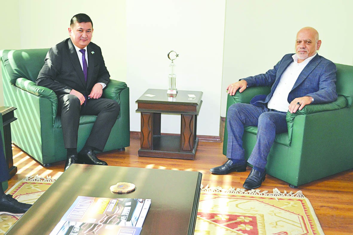Kazakistan Başkonsolosu Akit Medya'yı ziyaret etti