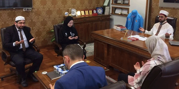 Kazakistan’dan gelmişti! Tuğçe ismini aldı İslam ile şereflendi!