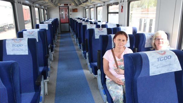 Kazanın ardından koca tren sadece 2'si için yola çıktı
