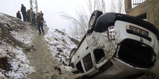 Kazaya giden ekibe taşlı saldırı