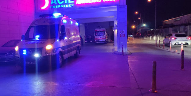 Kazaya müdahale edenlere tır çarptı