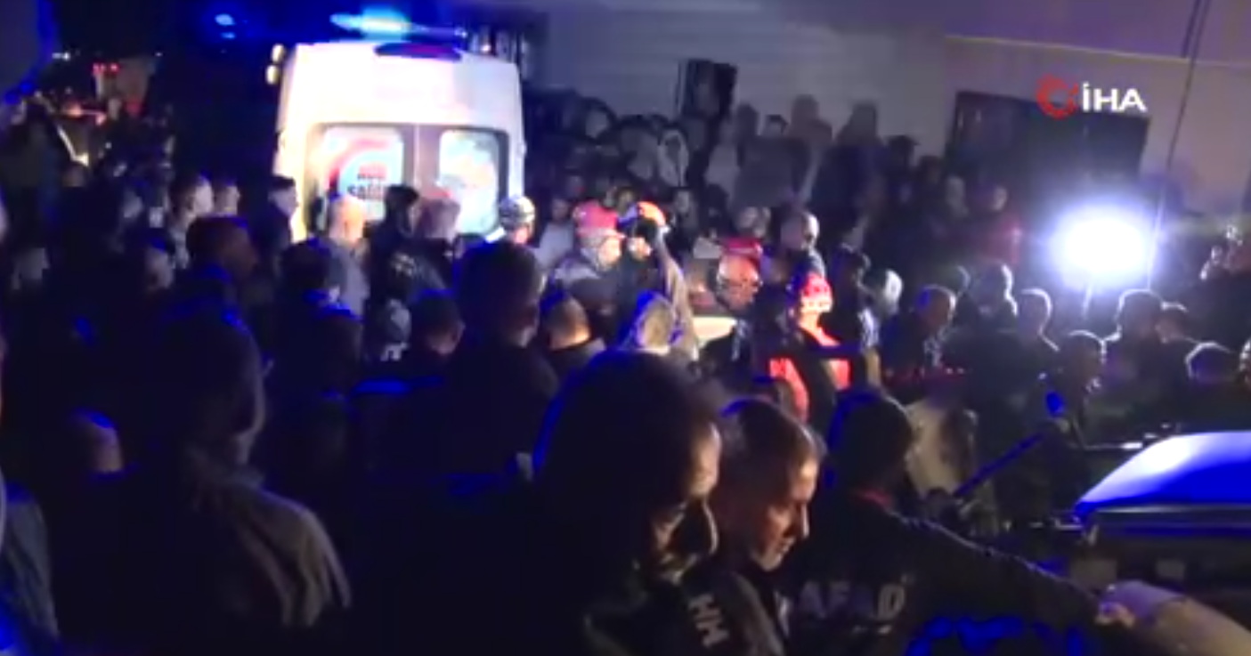 Kazdıkları kanalizasyon çukuru 2 kardeşe mezar oldu!