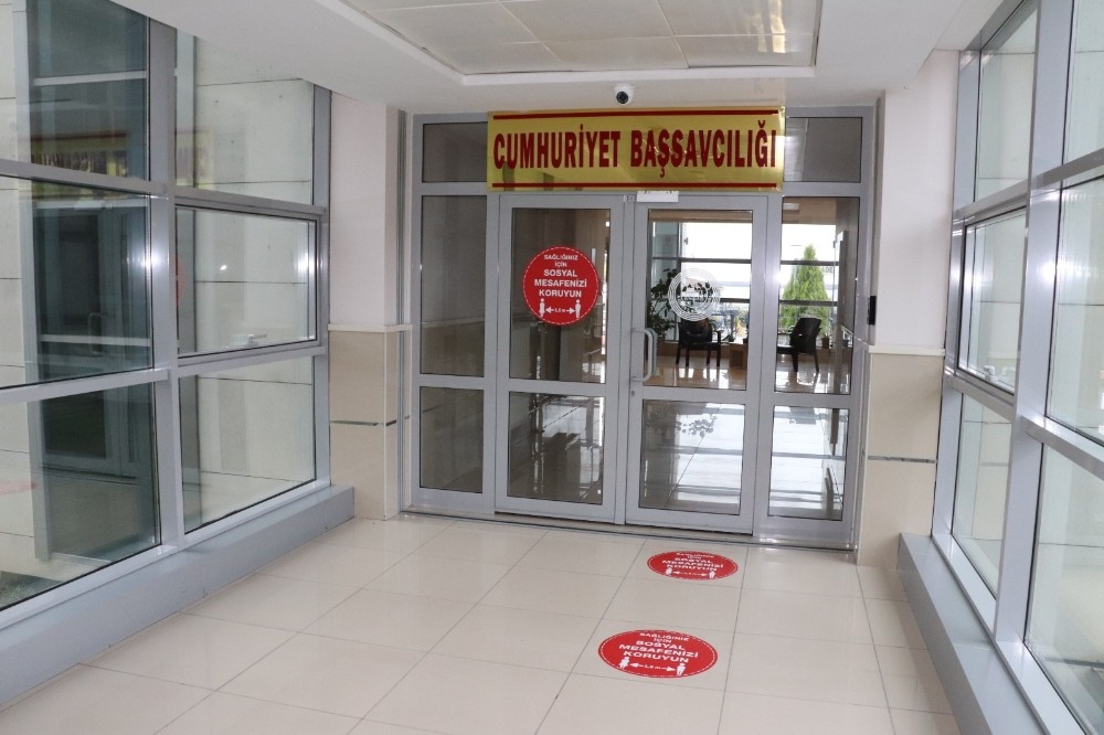 Kdz. Ereğli Adliyesi önlemleri alarak çalışmaya başladı 