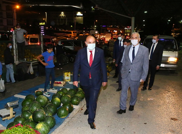 Keçiören'de 'Organik Köylü Pazarı' gelir kapısı oldu