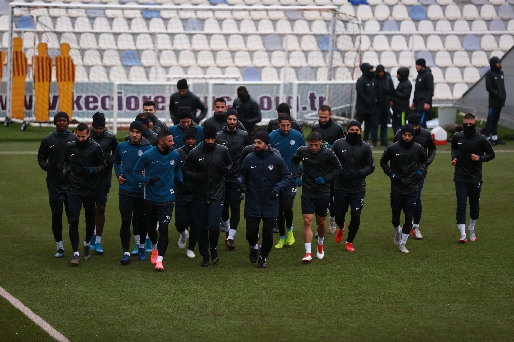 Keçiörengücü’nde Akhisarspor maçının hazırlıkları sürüyor 