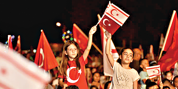 ‘Kefenimiz sırtımızda gittik’