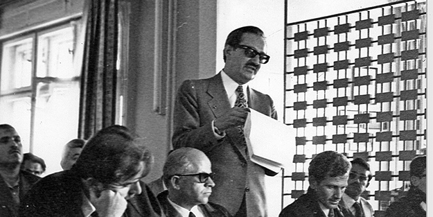 Kefenini çantasında taşıyan Risale-i Nur'ların Avukatı Bekir Berk rahmet ve minnetle anılıyor