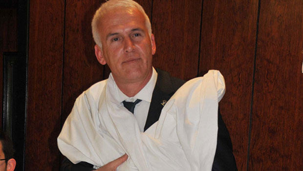 Kefeniyle adaylık açıklaması yapmıştı... AK Parti'den o aday hakkında karar!