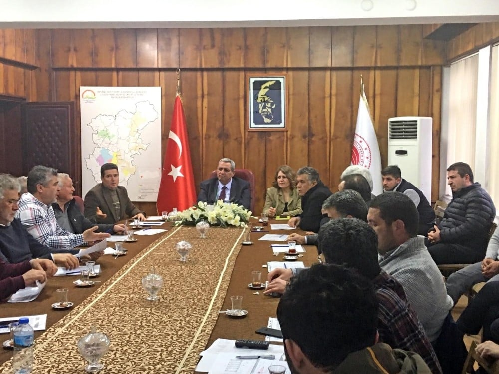 Kekik üreticilerine ‘ihracat ve depolama koşulları’ anlatıldı 