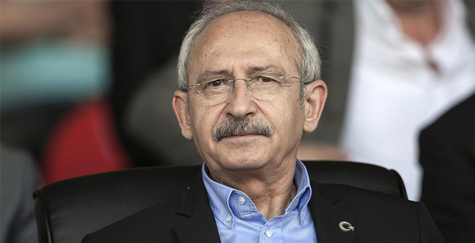 Kemal Kılıçdaroğlu Baykal'ı ziyaret etti: Kendisiyle konuştum, bilinci açık