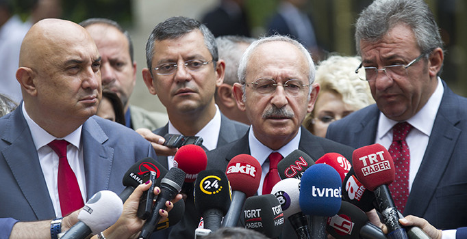 Kemal Kılıçdaroğlu: İmzalar toplandıysa getirsinler, Genel Merkez yerinde duruyor