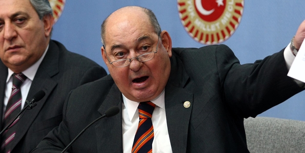 CHP'li isim açtı ağzını yumdu gözünü!