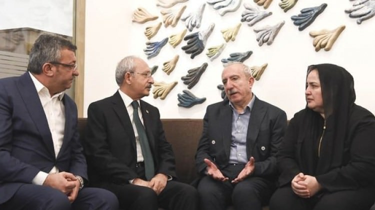 Kemal Kılıçdaroğlu'ndan taziye ziyareti
